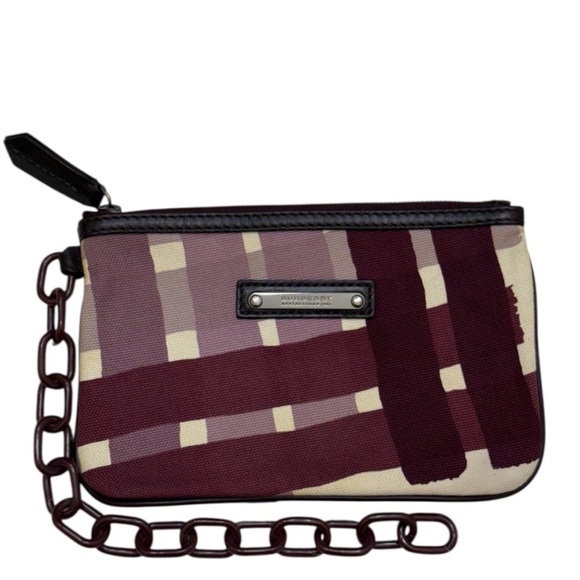 BURBERRY CLUTCH BAG